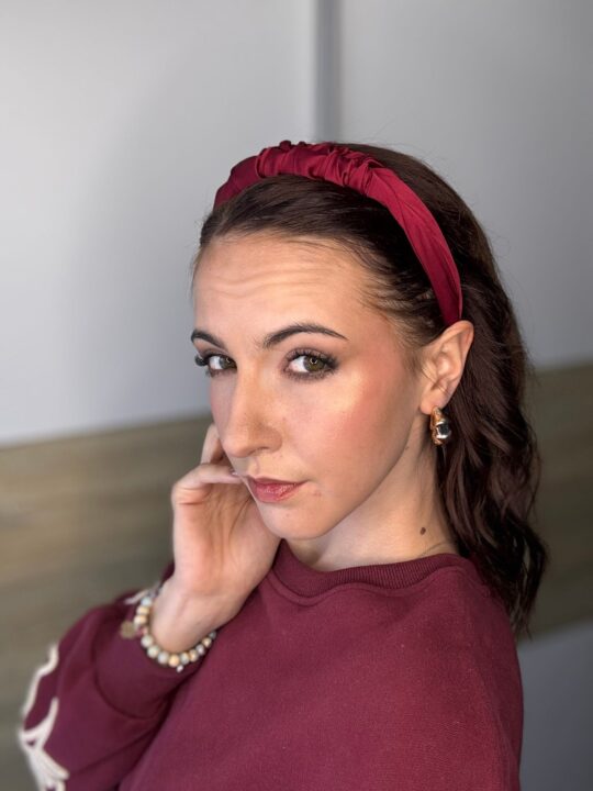 Opaska do włosów marszczona CLARET – stylowy dodatek na każdą okazję
