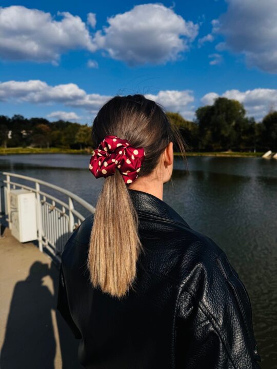 Satynowa gumka do włosów – MUCHOMOREK medium