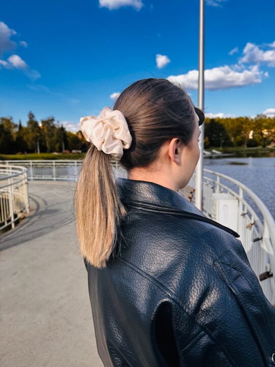 Satynowa gumka do włosów – CRYSTAL maxi