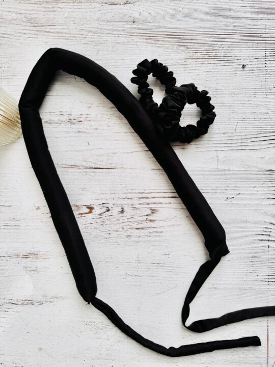 Wałek do włosów BLACK